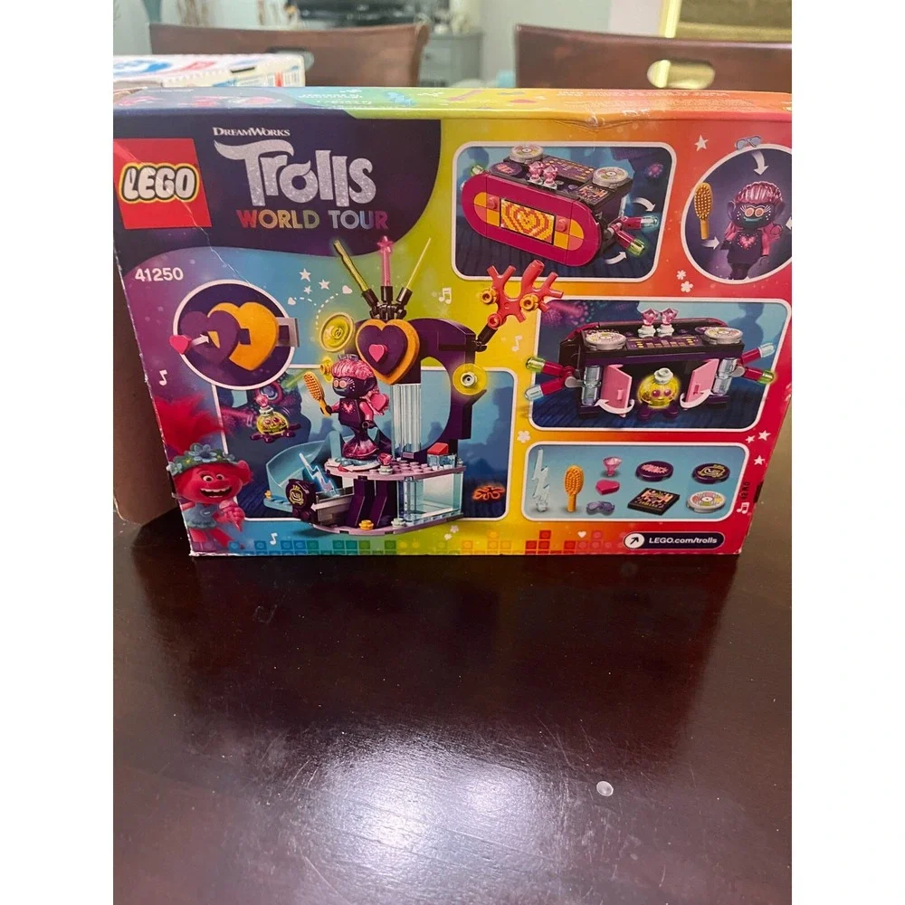 LEGO Trolls World Tour 41250 Techno Reef Dance Party Set Complete w/ Box